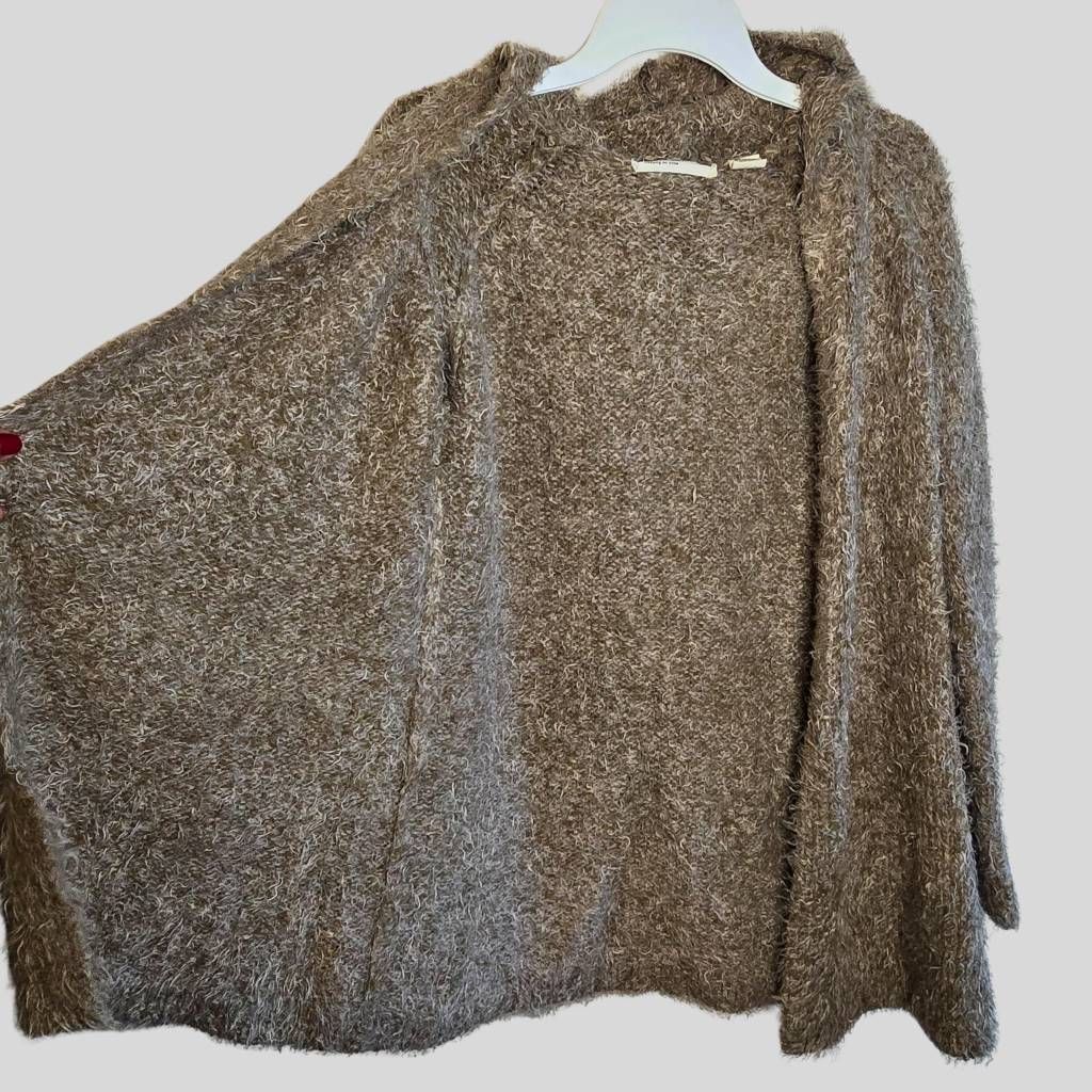 Anthropologie Anthropologie Sleeping on Snow Tan Fuzzy Hooded Cardigan Size S / US 4 / IT 40 - 8 Thumbnail