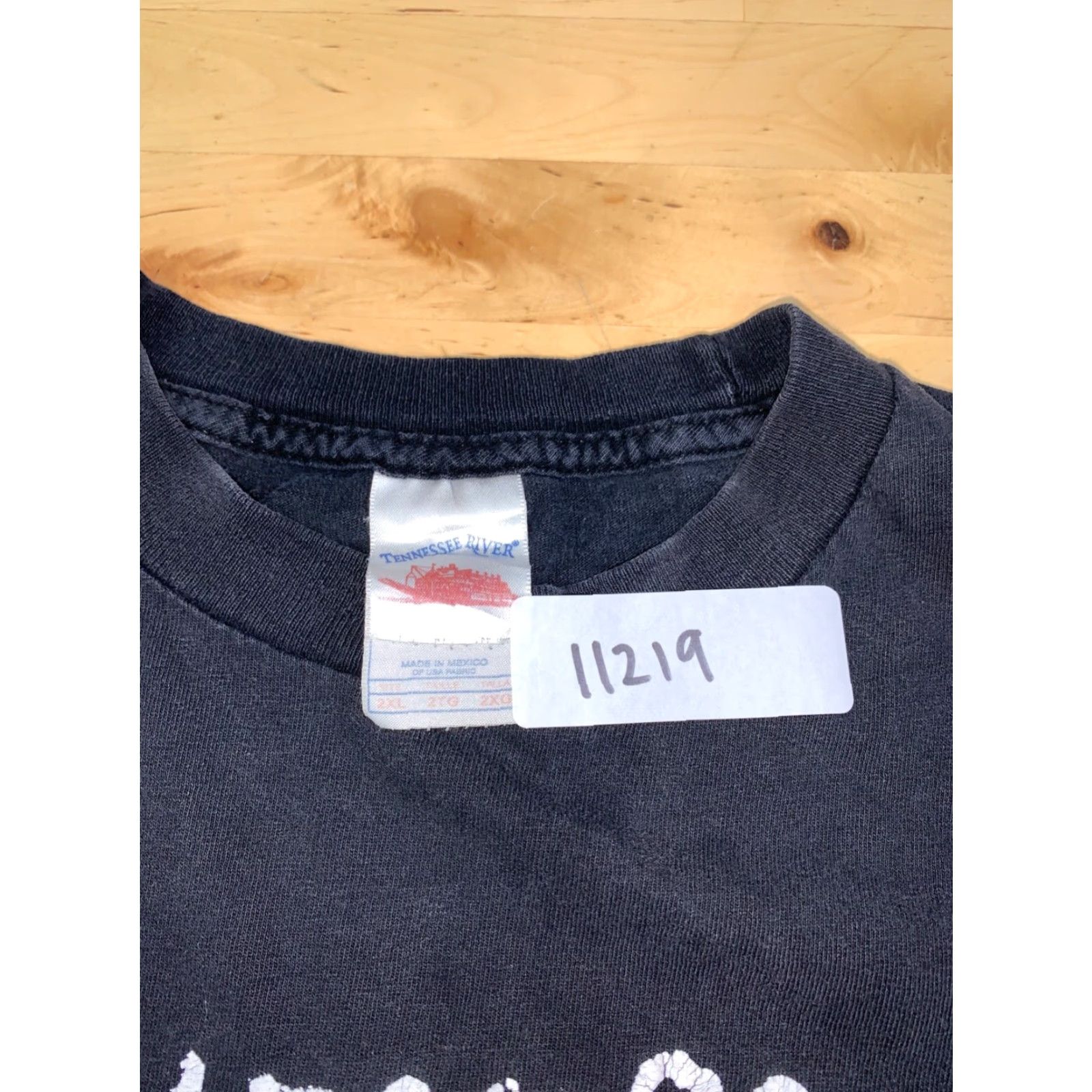 Vintage VINTAGE Strange Crazy Dull Moment Shirt Mens 2XL Black Funny Y2K Tennessee River Shirt Mens 2XL Black Funny 11219 Size US XXL / EU 58 / 5 - 2 Thumbnail