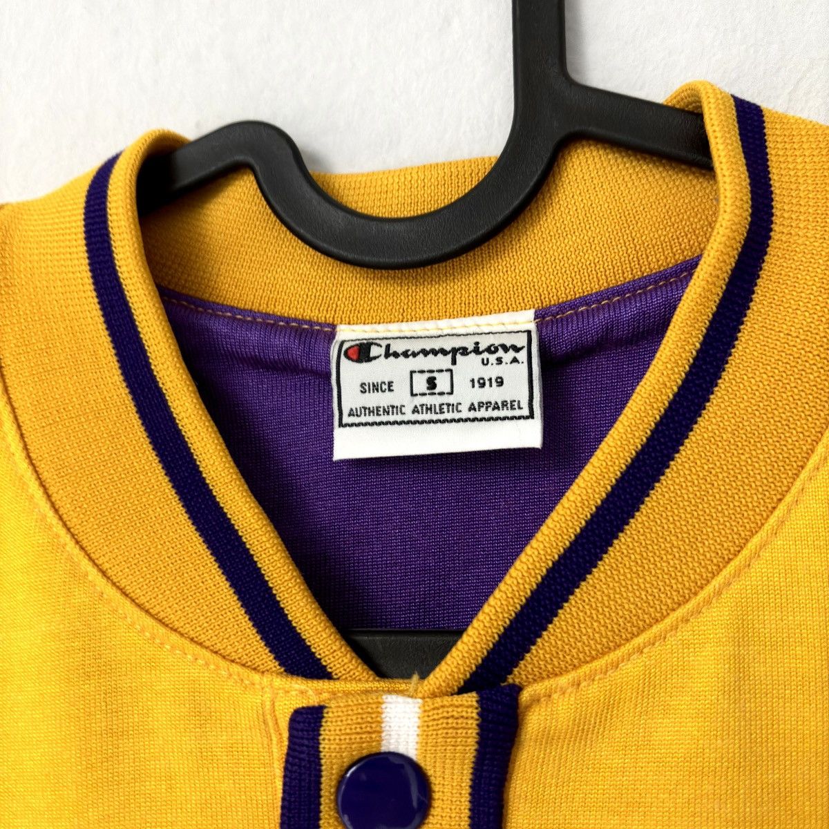 NBA × Vintage 90s LA Lakers Vintage Champion Shooting Jersey Tee Shirt Top Size US S / EU 44-46 / 1 - 5 Thumbnail