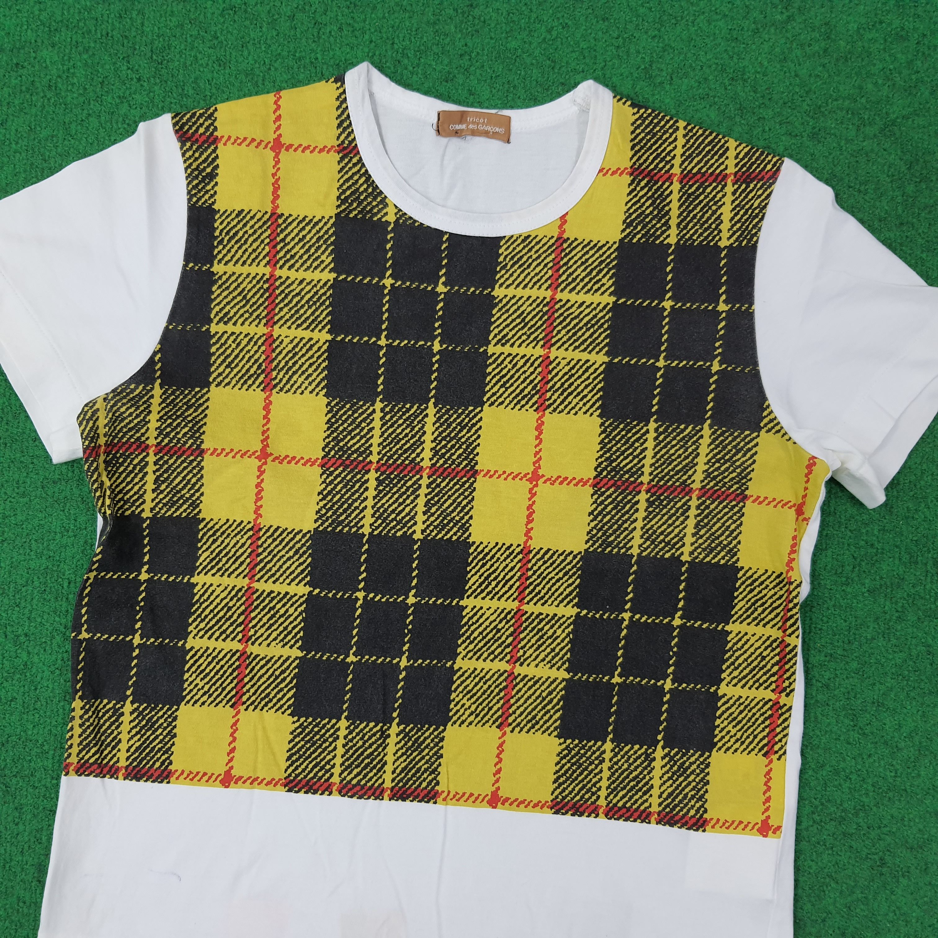 Tricot Comme des Garcons Vintage Authentic Tricot CDG Womens Tshirt C267N21 Size S / US 4 / IT 40 - 2 Thumbnail