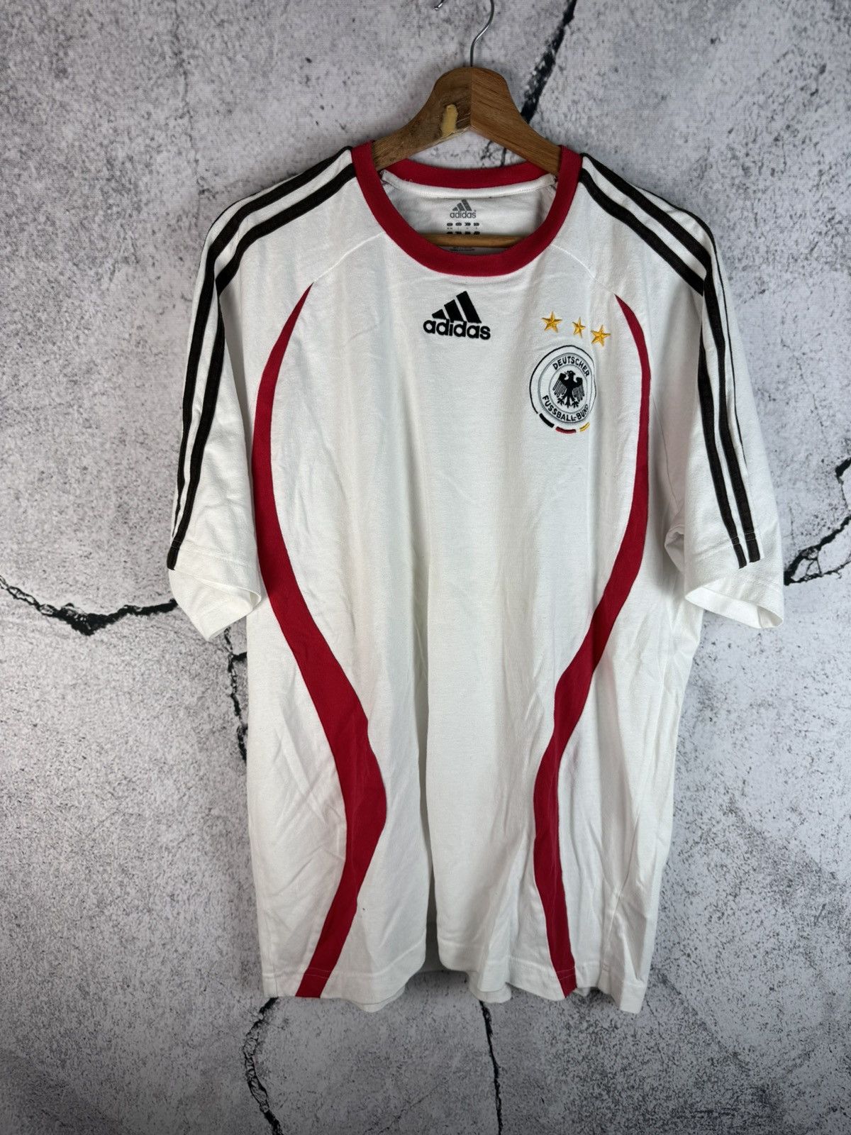 Adidas Adidas Deutschland 00s tee football soccer jersey og rare Size US L / EU 52-54 / 3 - 1 Thumbnail