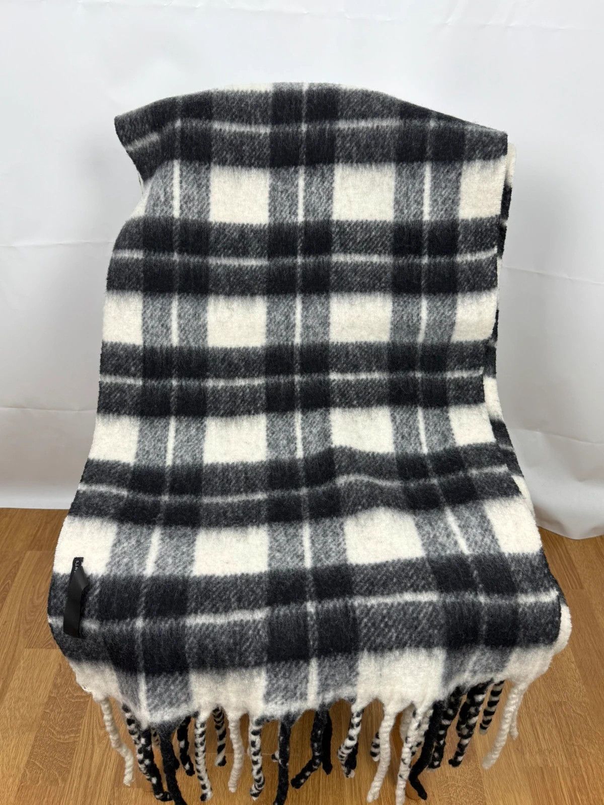 Allsaints Allsaints Brushed Check Shawl Plaid Scarf Wool Size ONE SIZE - 8 Thumbnail