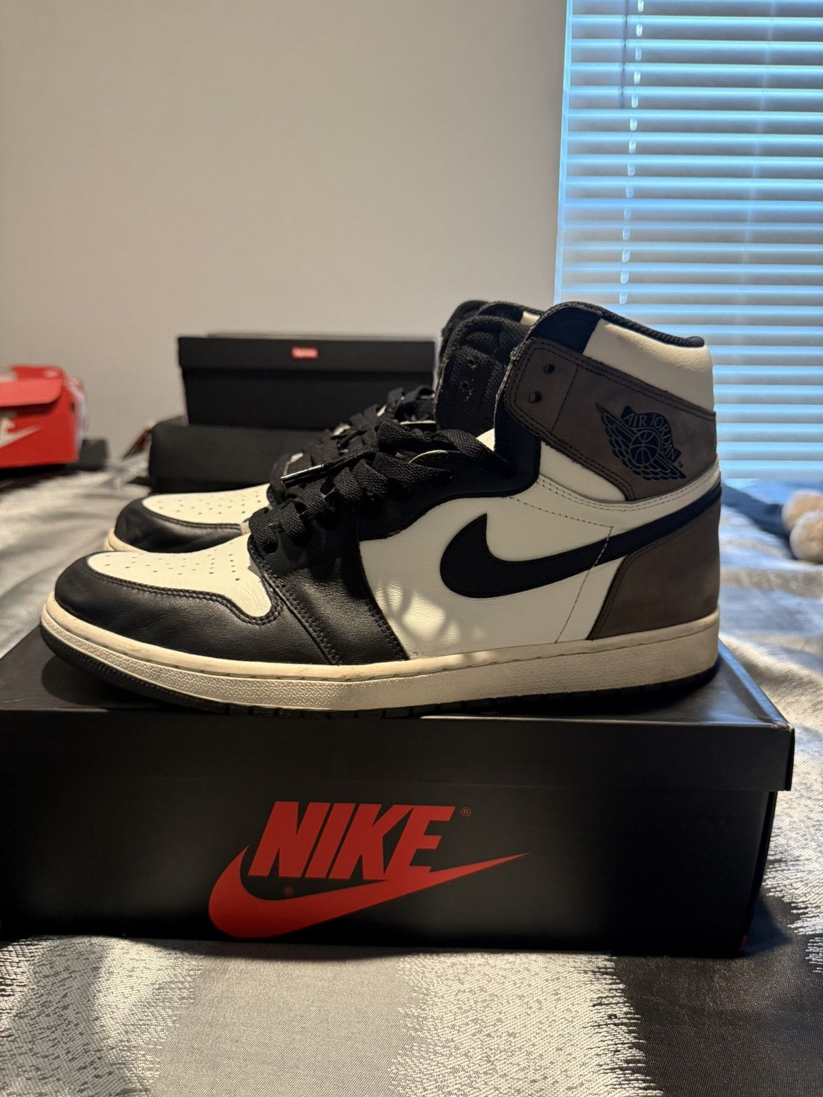 Jordan Brand Jordan 1 Mocha Size US 14 / EU 47 - 5 Thumbnail