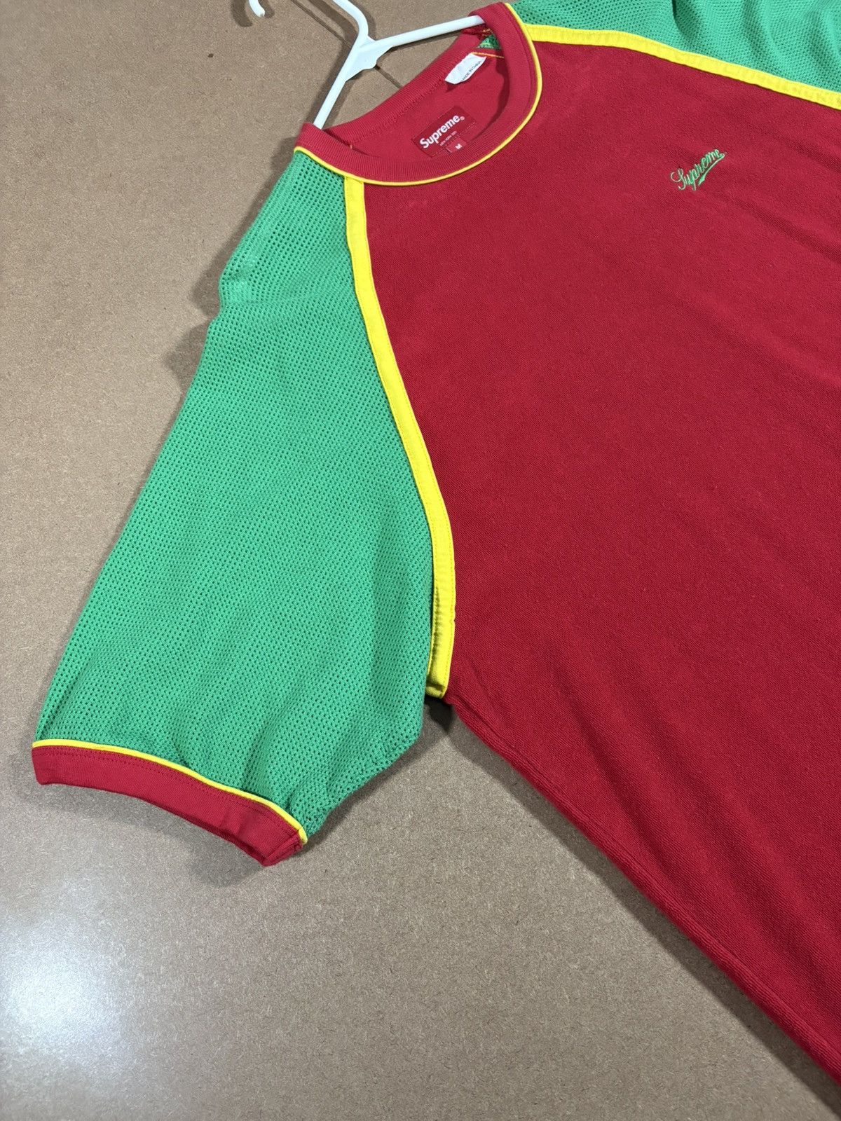 Supreme Supreme Terry Raglan S/S Top Red Green Medium SS23 Size US M / EU 48-50 / 2 - 2 Thumbnail