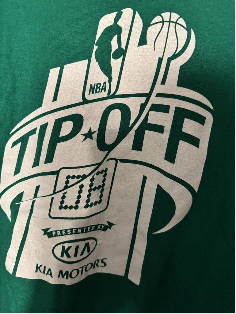 Gildan Boston Celtics Lot of Five (5) T-Shirts Men Sz XL NBA Green Size US XL / EU 56 / 4 - 5 Thumbnail
