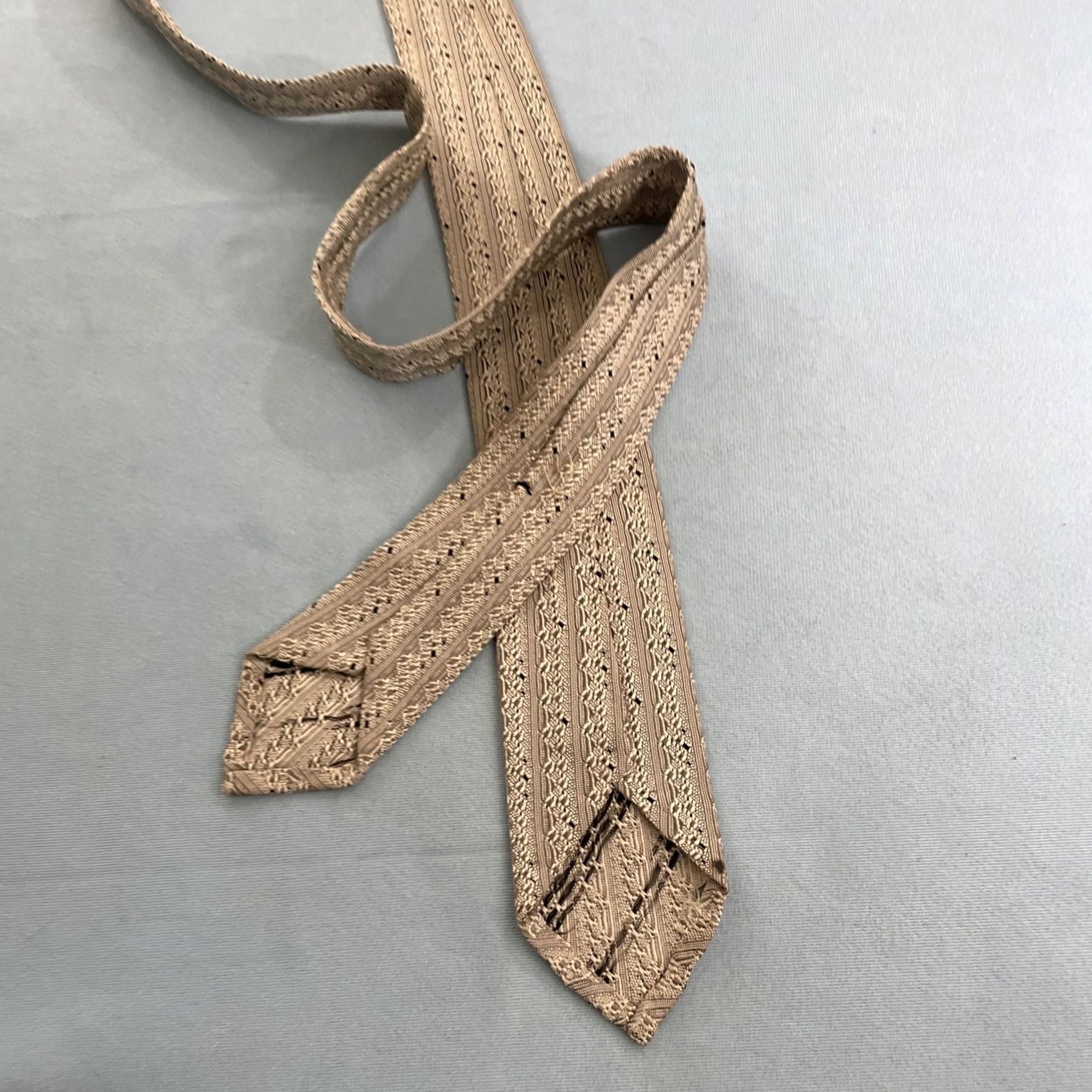 Vintage VINTAGE Neck Tie Woven Crochet Cream Tan 2.5x55 MCM Rockabilly Textured Cravat One Size Men Tie Size ONE SIZE - 7 Thumbnail