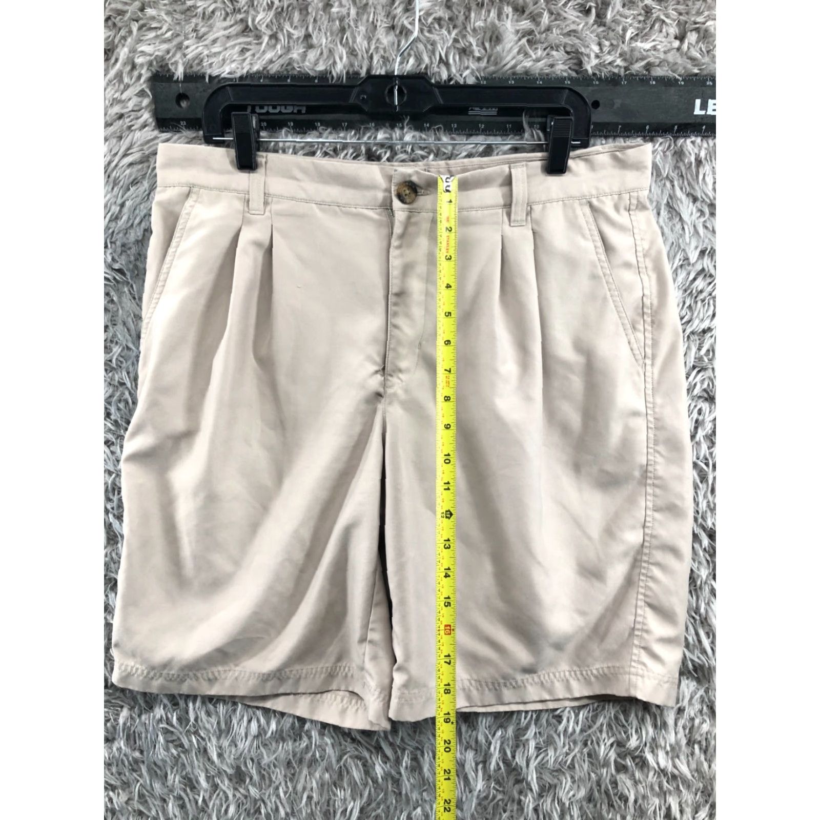 Vintage Columbia Shorts Mens 34 Chino Mid Wash Beige Regular 5-Pocket Denim? Size US 34 / EU 50 - 3 Thumbnail