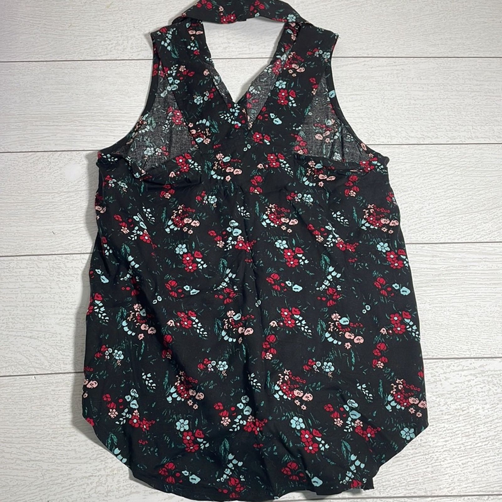 Other Tally Weijl Black Floral Racerback Shirt Size XS Size XS / US 0-2 / IT 36-38 - 8 Thumbnail