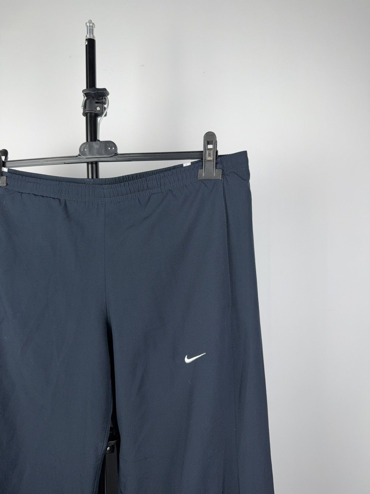 Nike × Vintage Vintage Nike Pants Embroidered Nylon Drill Pants M size Size US 34 / EU 50 - 2 Thumbnail