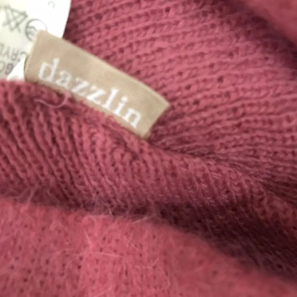 Japanese Brand Dazzlin Plain Beanie Hat Size ONE SIZE - 5 Thumbnail