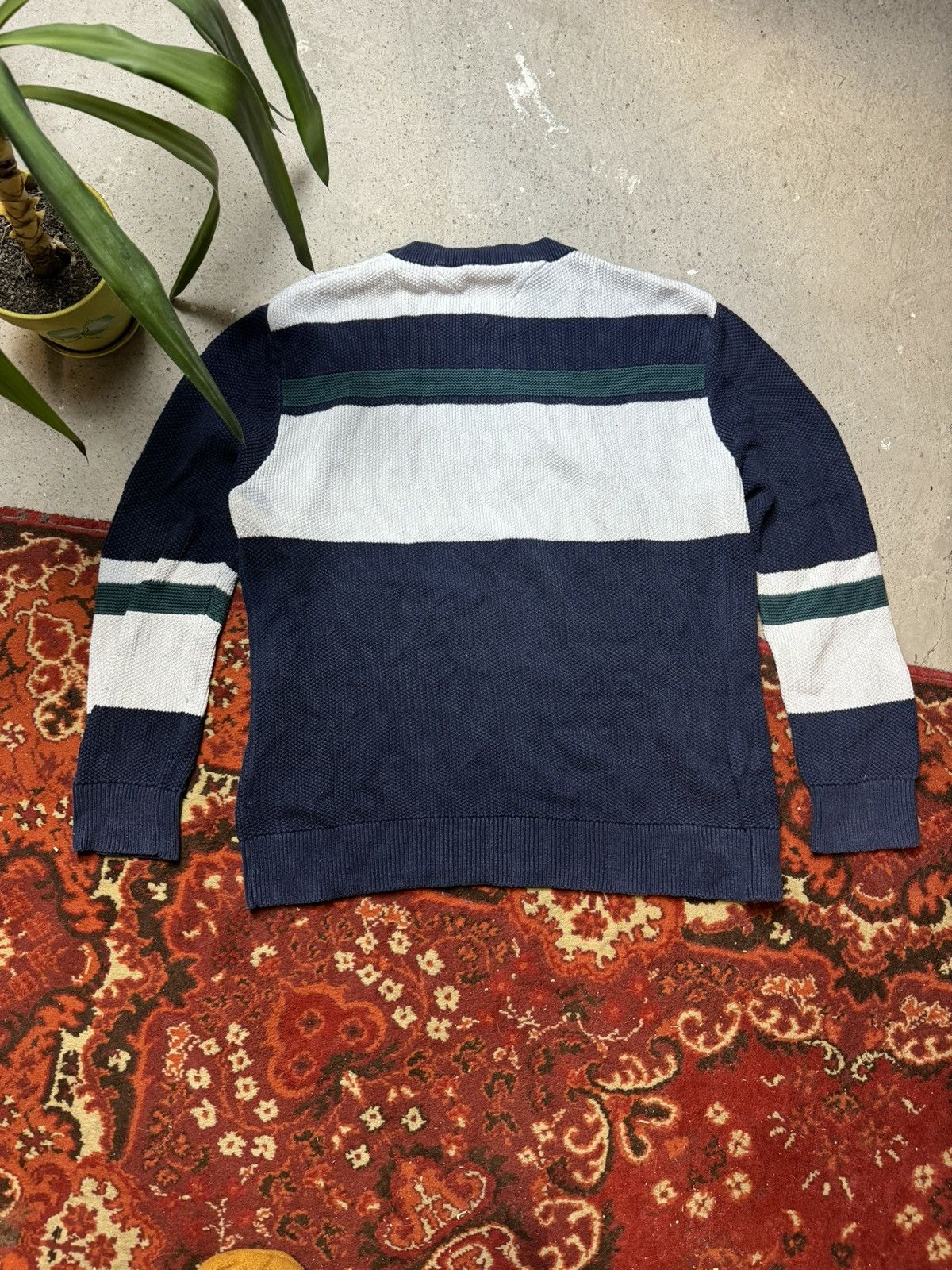 Tommy Hilfiger × Vintage Vintage Y2K Tommy Hilfiger Embroidered Logo Knitted Sweater Size US S / EU 44-46 / 1 - 9 Thumbnail