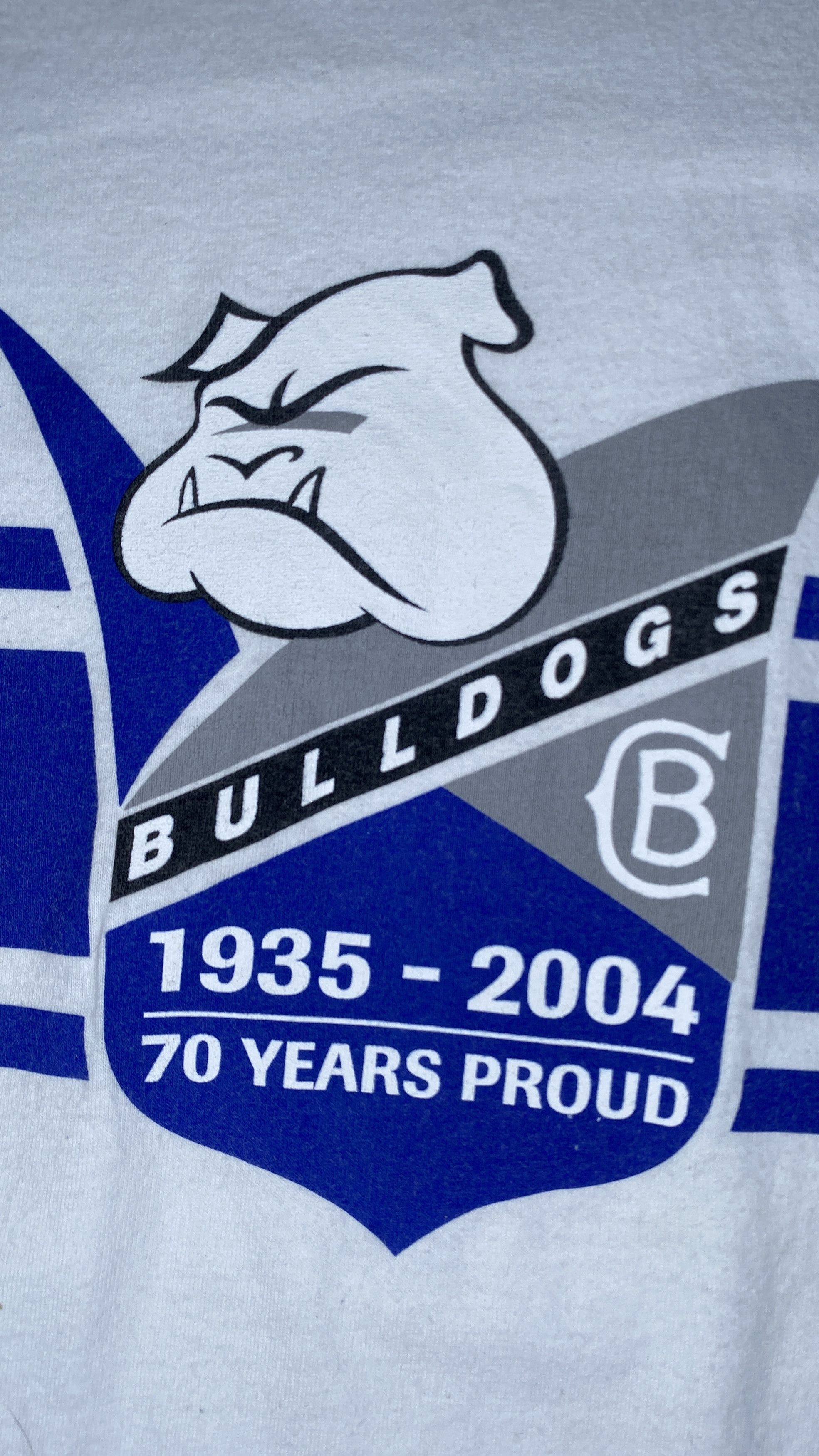Vintage Vintage 2004 Canterbury Bulldogs 70 Years Anniversary Tee Size US M / EU 48-50 / 2 - 2 Thumbnail