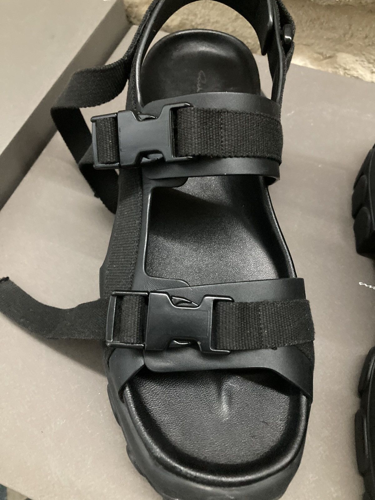 Rick Owens NEVER WORN / Rick Owens Tractor Sandals Size US 8 / EU 41 - 6 Thumbnail
