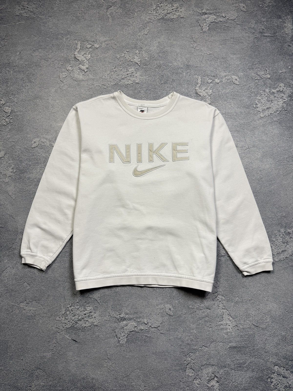 Nike Vintage 00s Nike Big Logo Sweatshirt Y2K Size US L / EU 52-54 / 3 - 1 Thumbnail