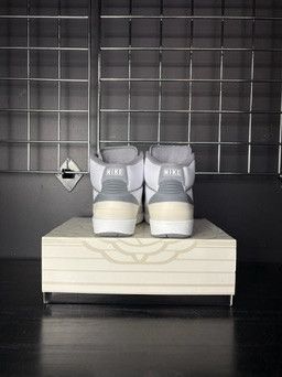 Jordan Brand Air Jordan 2 Retro "Cement Grey" - Size 9 Size US 9 / EU 42 - 3 Thumbnail
