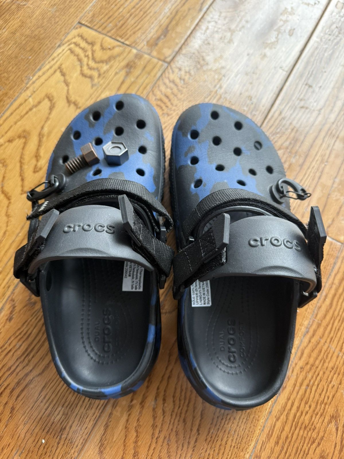 Crocs Post Malone crocs Size US 7.5 / EU 40-41 - 2 Thumbnail
