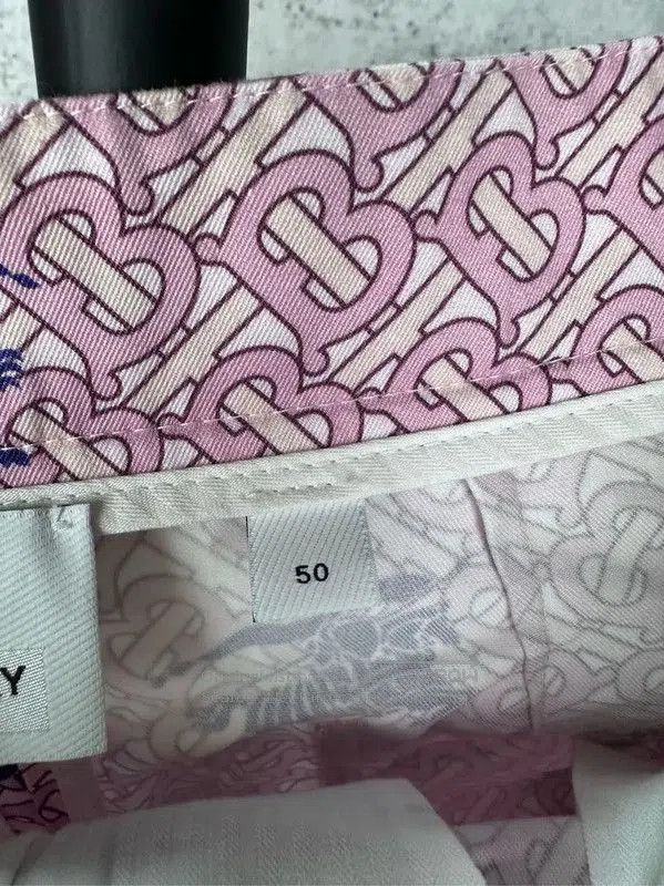 Burberry Burberry Men's Summer Pink Shorts. Size US 34 / EU 50 - 4 Thumbnail