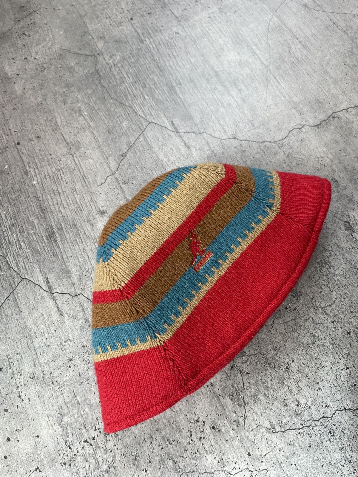 Vintage Vintage Rainbow Retro Kangol Hat Size ONE SIZE - 3 Thumbnail