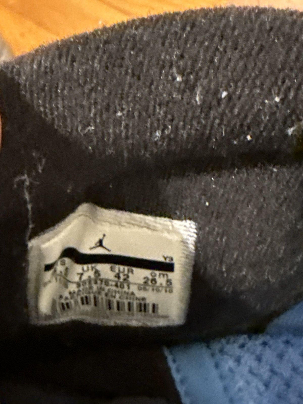 Nike AIR JORDAN 9 RETRO Size US 8.5 / EU 41-42 - 6 Thumbnail