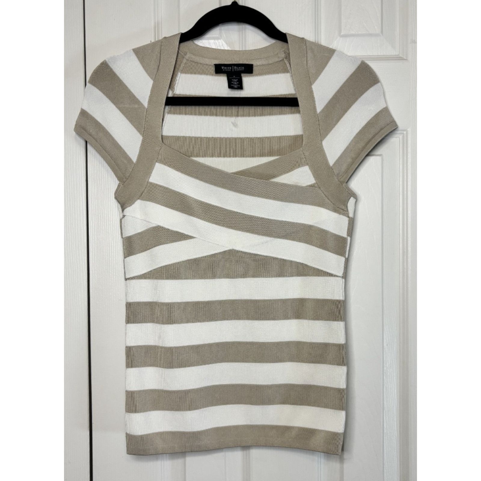 White House Black Market White House Black Market Top Women Short Sleeve Size S / US 4 / IT 40 - 1 Thumbnail