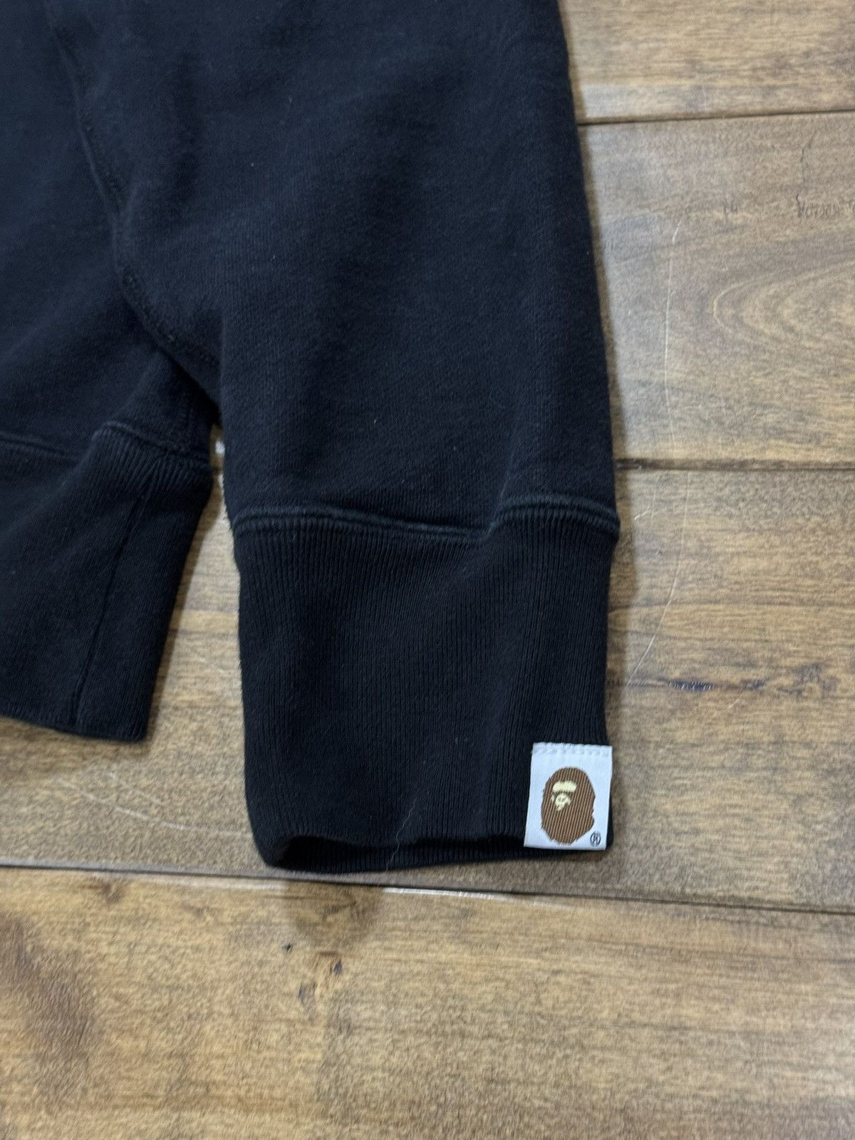 Bape BAPE Patched Shark Crewneck 'Black' FW21 Size US M / EU 48-50 / 2 - 7 Thumbnail