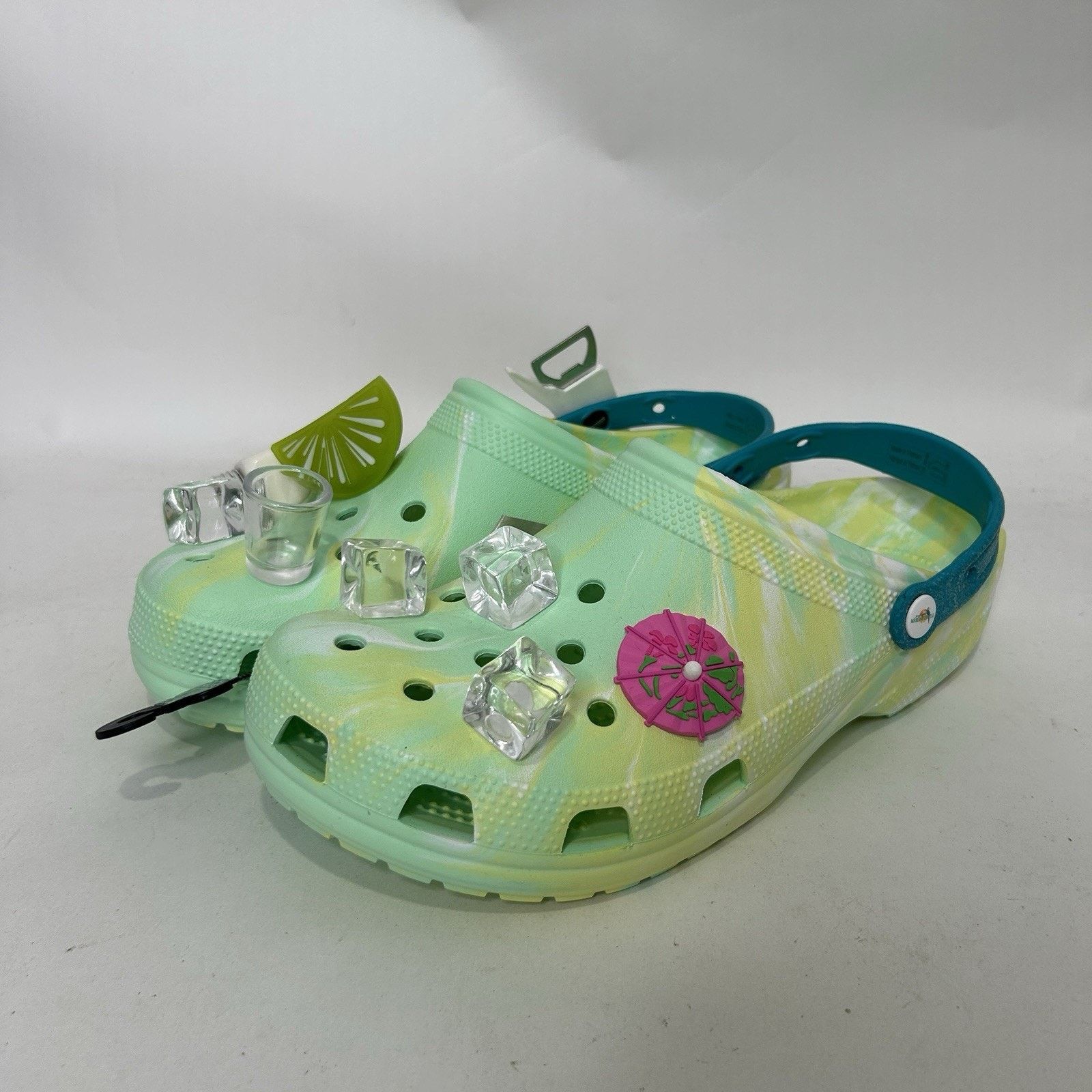 Crocs Margaritaville x Crocs Clog “Parrotheads/Jimmy Buffett” Size US 12 / EU 45 - 3 Thumbnail