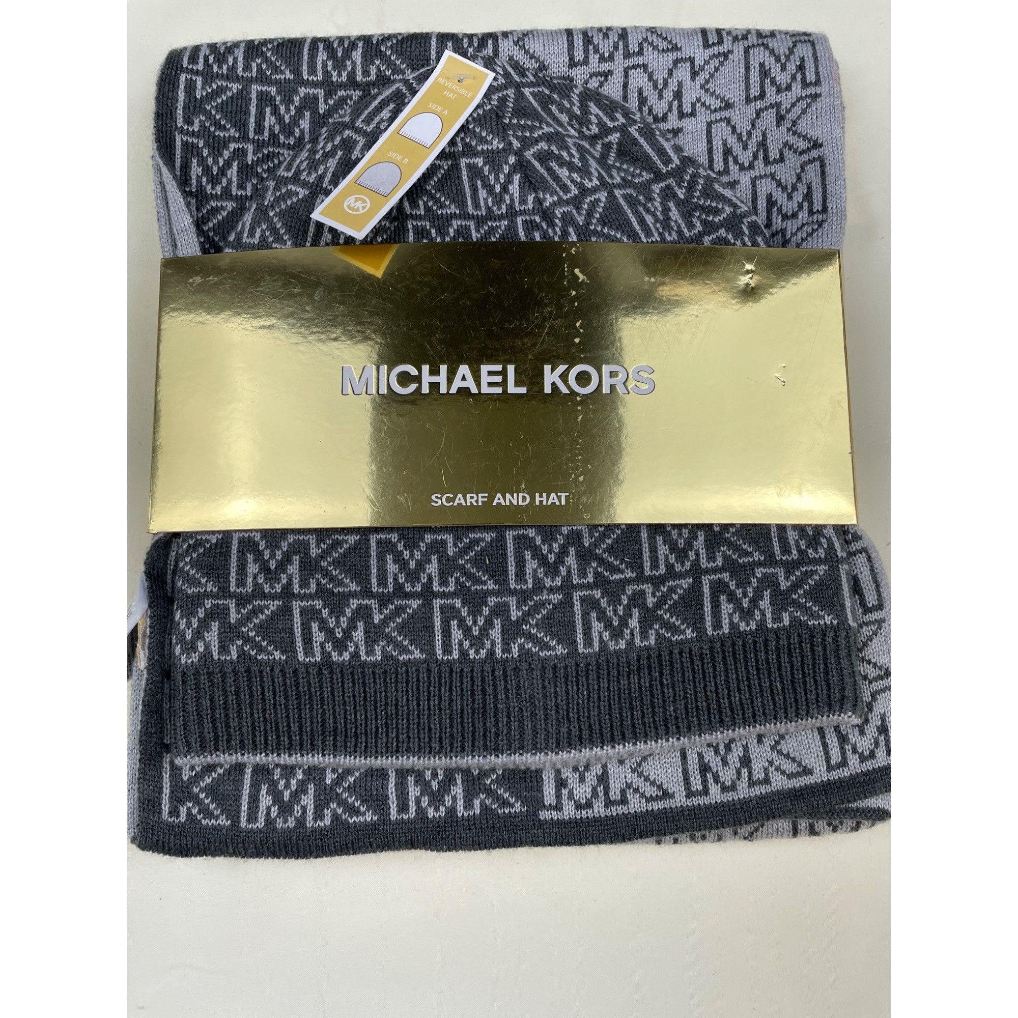 Michael Kors Michael Kors Unisex Gray Hat & Scarf 64" x 10 SKU 4823 Size ONE SIZE - 2 Thumbnail