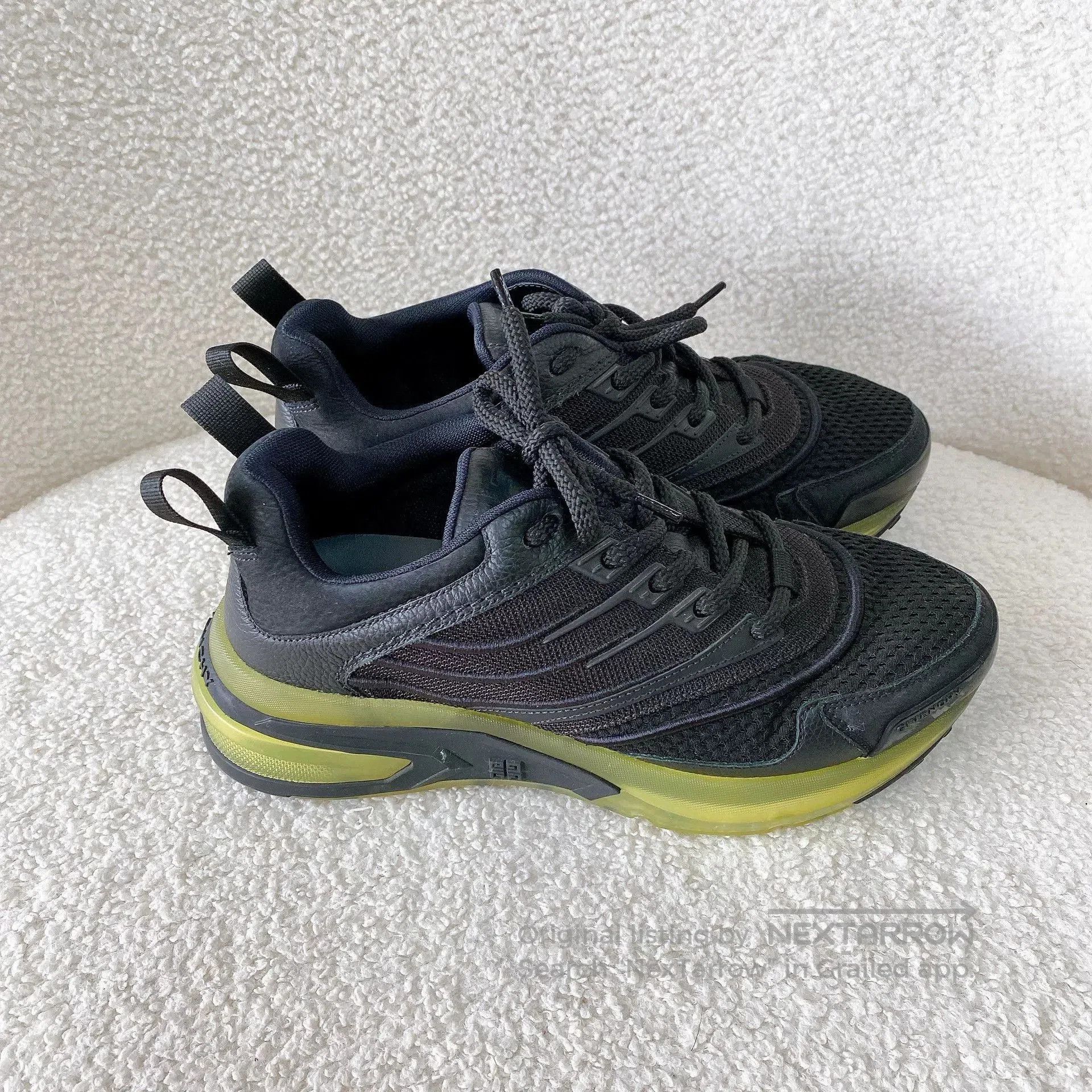 Givenchy Givenchy Black Sneakers Size 36. Size US 5 / IT 35 - 3 Thumbnail