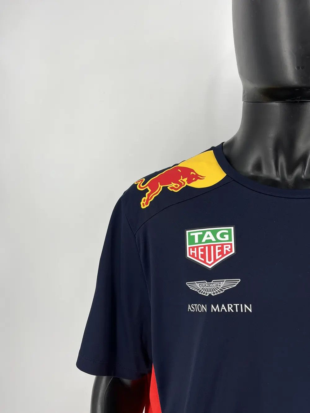 Formula 1 × Puma × Red Bull Aston Martin Red Bull Racing Team Puma F-1 Tee y2k Size US XXL / EU 58 / 5 - 7 Thumbnail