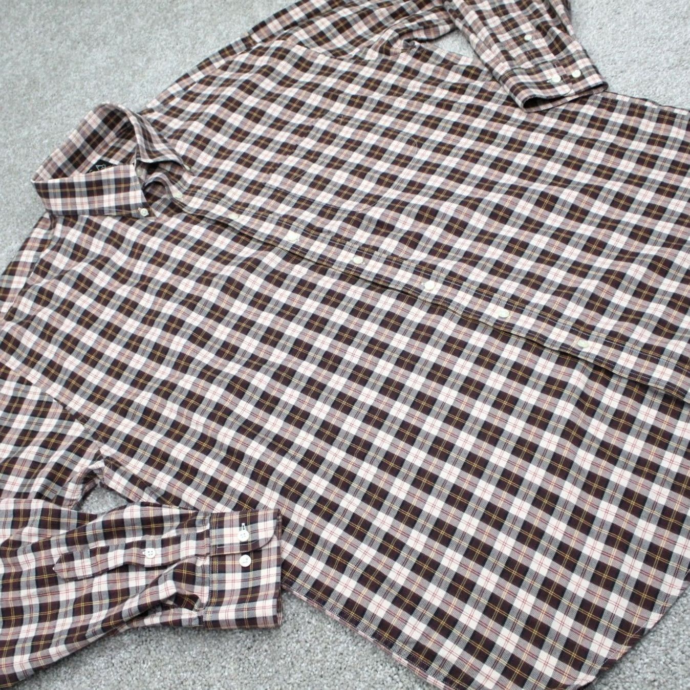 Jos. A. Bank Jos. A. Bank Shirt Men XL Brown Executive Collection 100% Cotton L/S Button Down Satin? Size US XL / EU 56 / 4 - 6 Thumbnail