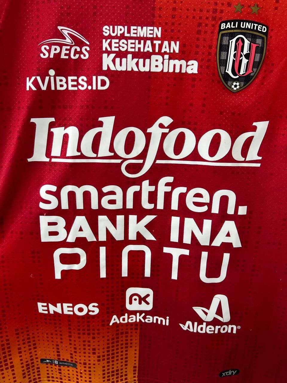 Le Specs Vintage Bali United 2022/2023 Jersey Football Shirt Mailot L Size US L / EU 52-54 / 3 - 9 Thumbnail