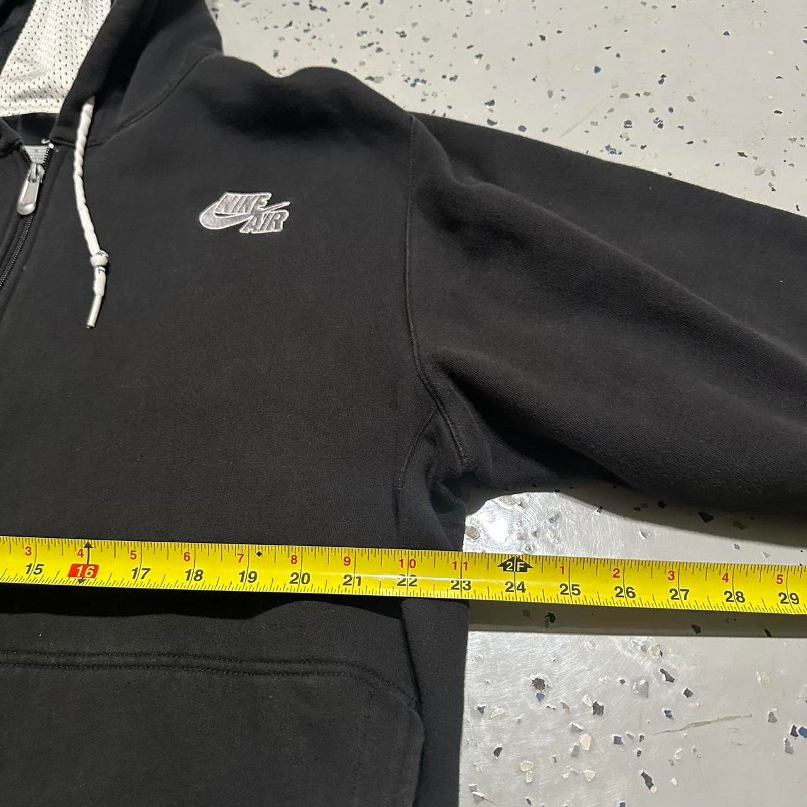 Nike Vintage 00s Nike Air Black Zip Up Jacket Size US XL / EU 56 / 4 - 5 Thumbnail