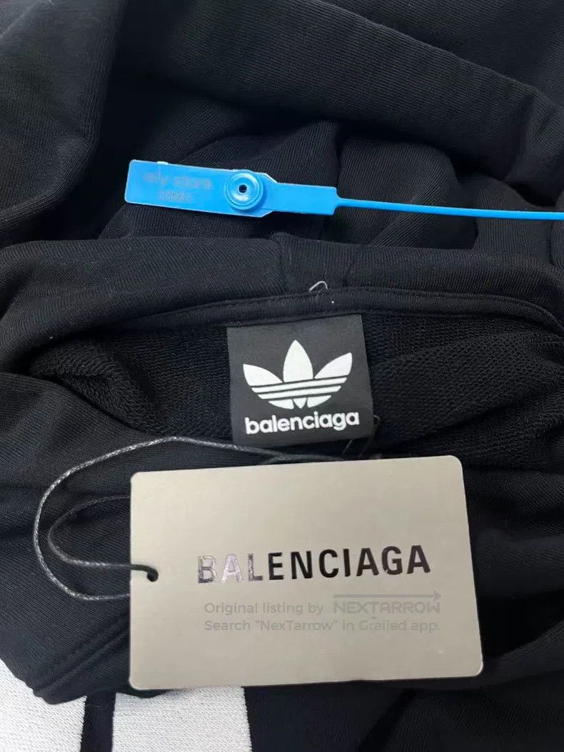 Balenciaga Balenciaga Logo Printed Hoodie Size US S / EU 44-46 / 1 - 5 Thumbnail