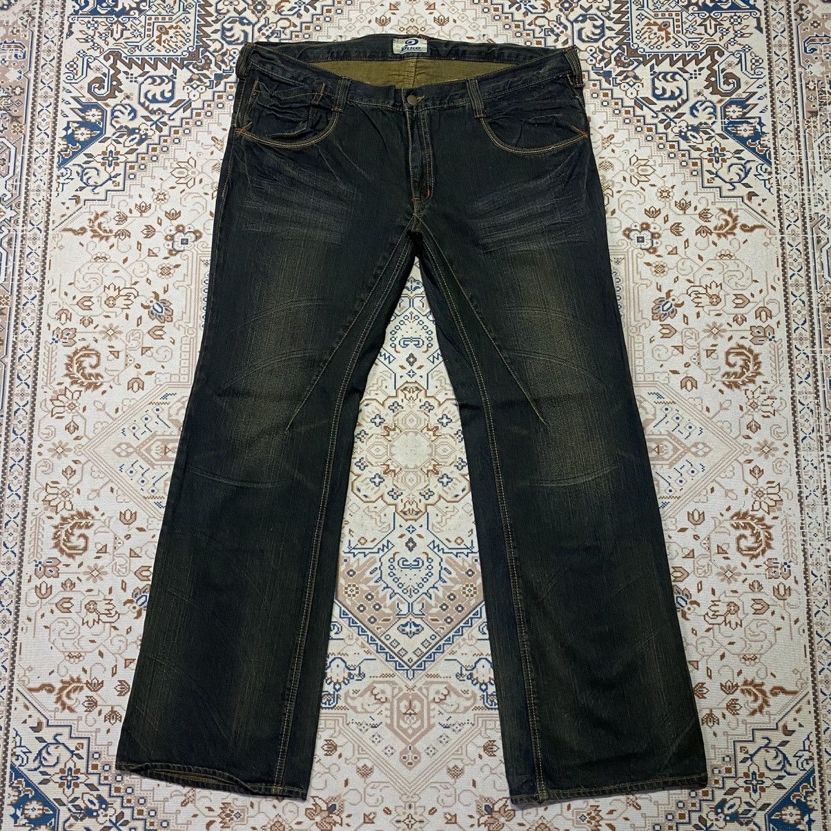 If Six Was Nine × Japanese Brand × Le Grande Bleu (L.G.B.) 2000s Y2K Piko Aloha Distressed Emboidery Jeans Size US 26 / EU 42 - 2 Thumbnail