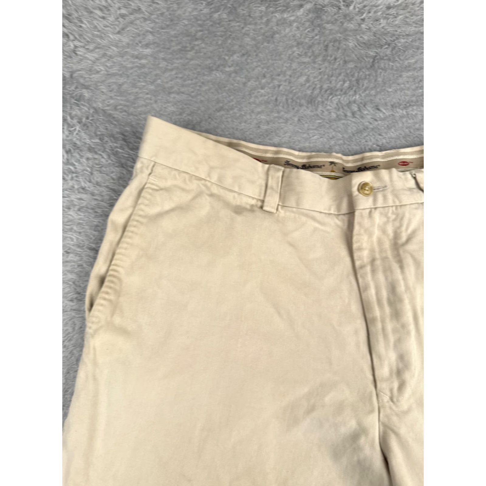 Tommy Bahama Tommy Bahama Shorts Men 34 Beige Chino 100% Silk Flat Front Golf Beach 34x9 Size US 34 / EU 50 - 4 Thumbnail
