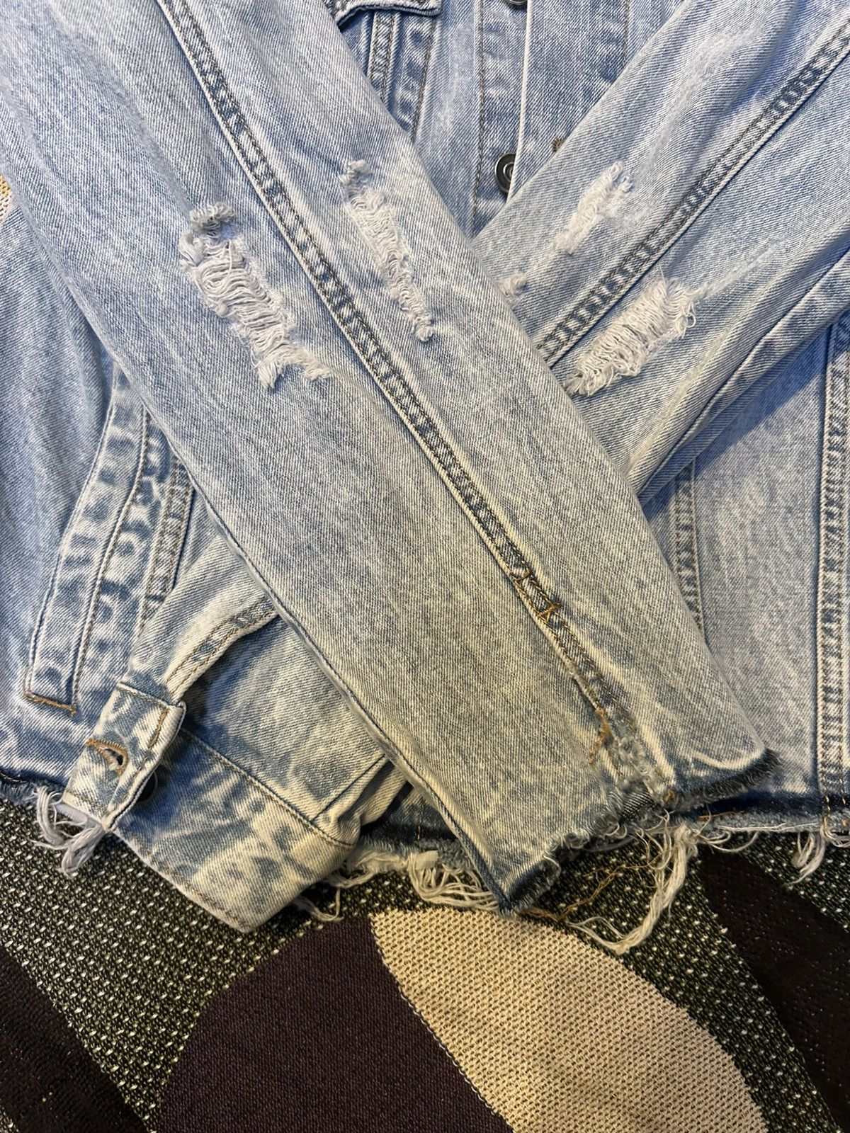 Sample Industries Distressed Denim Jacket Size US M / EU 48-50 / 2 - 2 Thumbnail