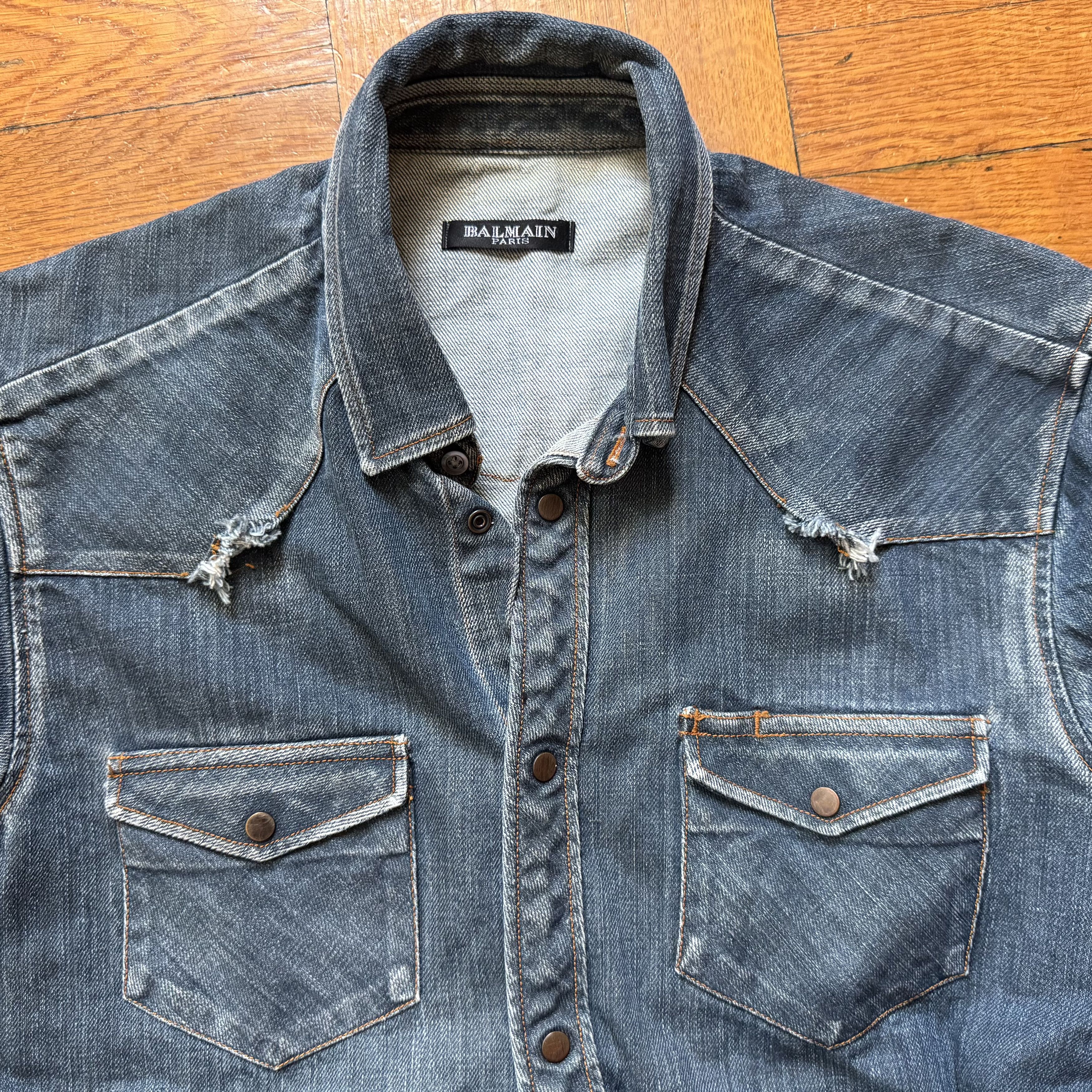 Balmain Balmain Decarnin Era Distressed Denim Button Up Shirt Size US S / EU 44-46 / 1 - 4 Thumbnail