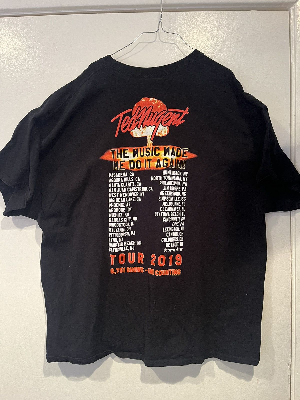 Gildan Ted Nugent 2019 “the music made me do it again” tour Size US XXL / EU 58 / 5 - 5 Thumbnail