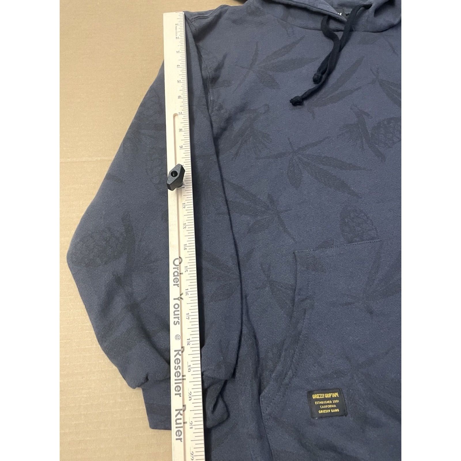 Vintage Grizzly Griptape Hoodie Adult Medium Blue AOP Hoody Sweatshirt Mens Size US M / EU 48-50 / 2 - 3 Thumbnail