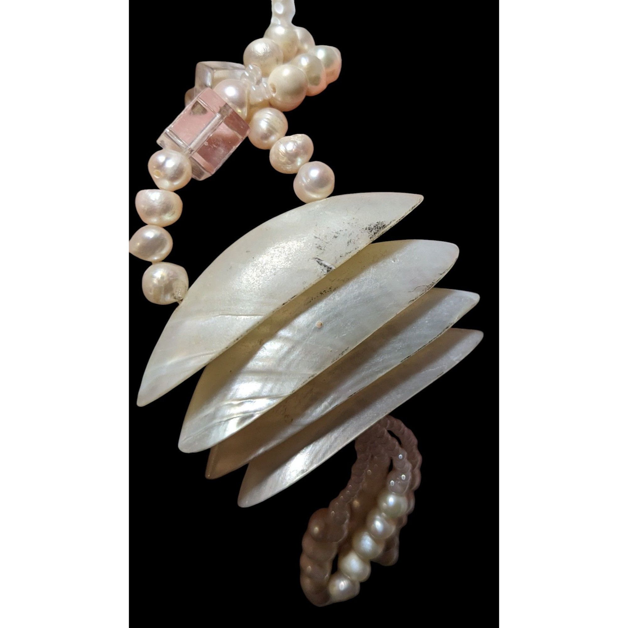 Other Vintage Pearl Shell Beaded Chandelier Necklace Size ONE SIZE - 3 Thumbnail