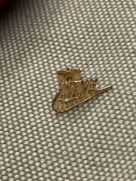 Supreme nike 14k 2024 gold earring gold