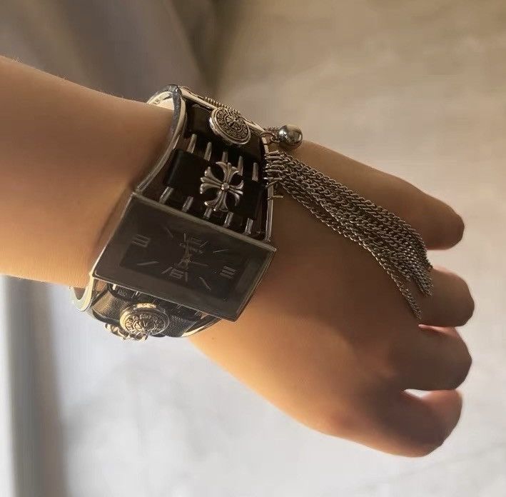Japanese Brand × Jewelry Punk rock fashion fringe bangle watch bracelet Size ONE SIZE - 4 Thumbnail