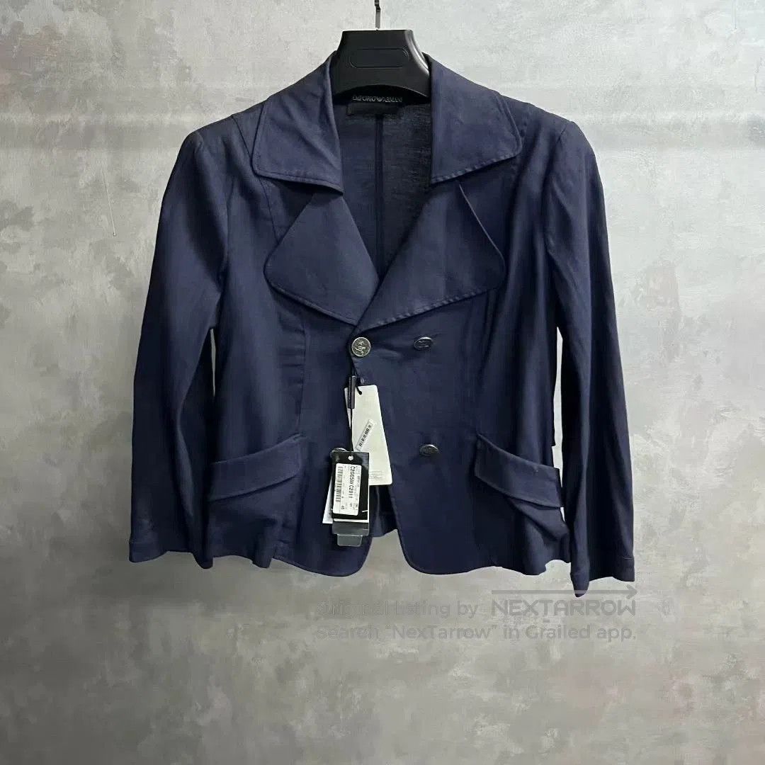 Emporio Armani giorgio armani navy short blazer jacket. Size US M / EU 48-50 / 2 - 1 Thumbnail