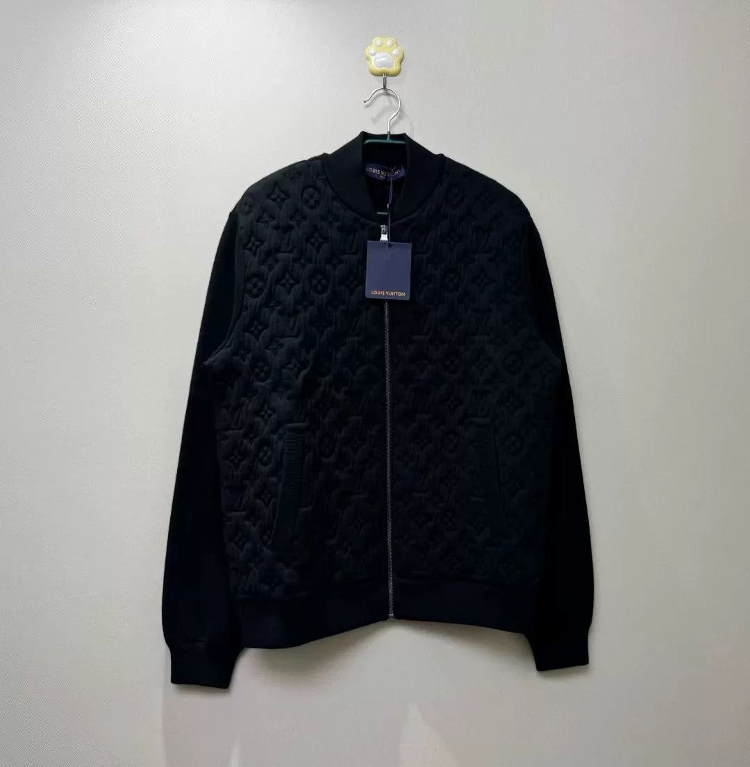 Louis Vuitton Louis Vuitton Black Embossed Monogram Puffer Jacket Size US L / EU 52-54 / 3 - 1 Thumbnail