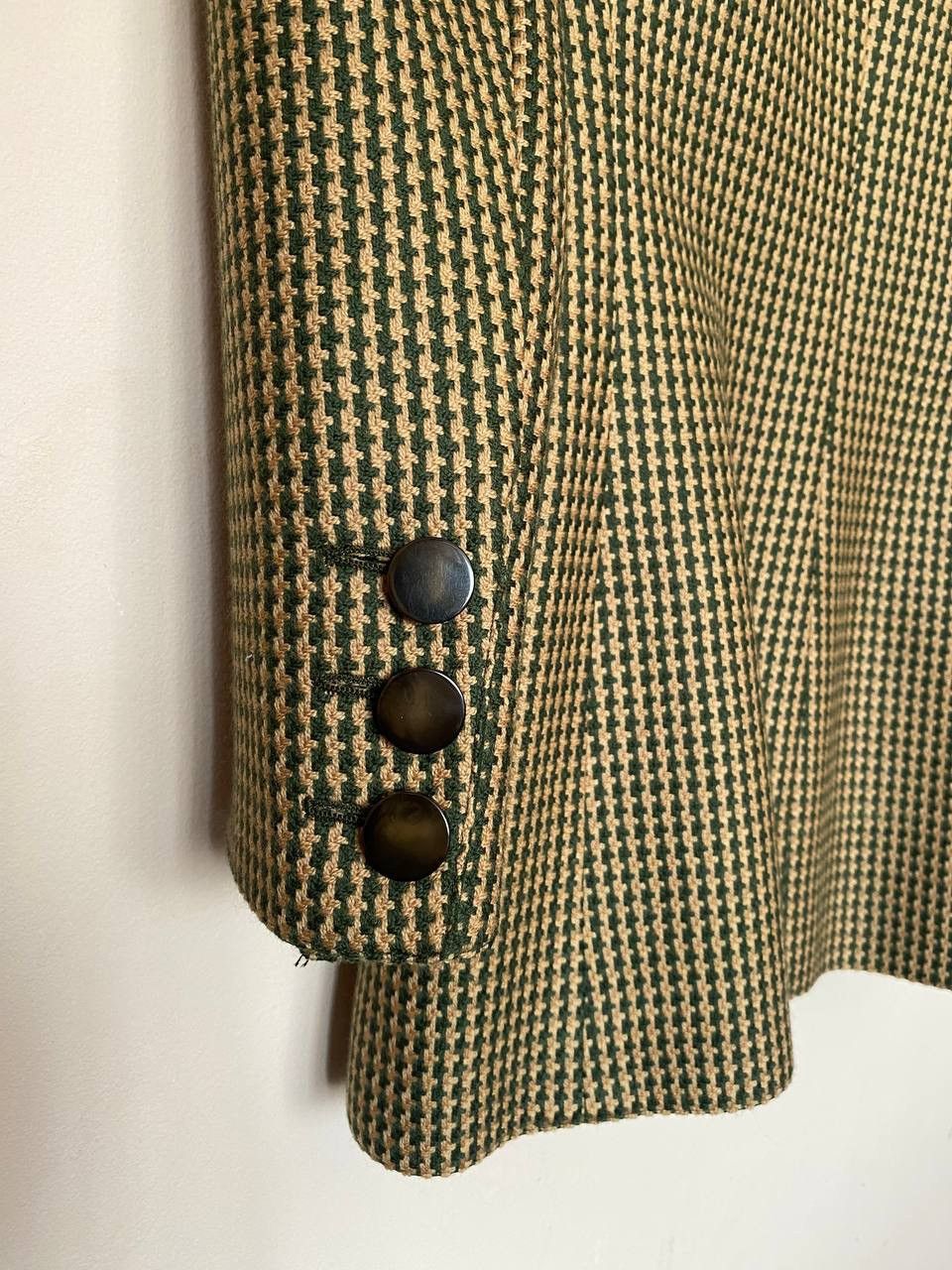 Valentino DESIGNER Valentino Boutique VTG Green Gold Check Wool Blazer Size M / US 6-8 / IT 42-44 - 8 Thumbnail