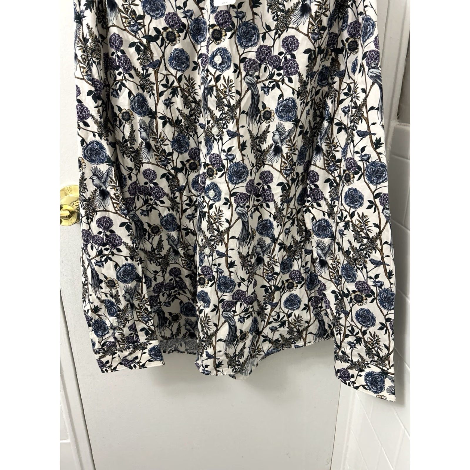 Express Express Shirt Mens XL White Slim Fit Floral Botanical Bird Print Button Down L/S Shirt Size US XL / EU 56 / 4 - 3 Thumbnail