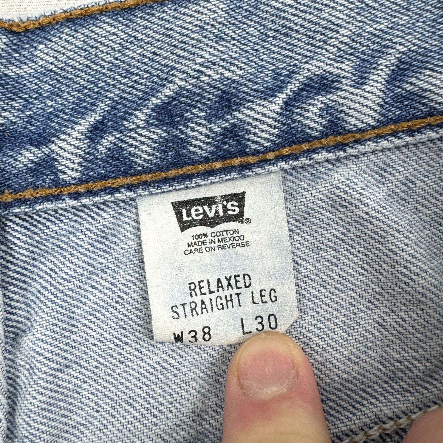 Levi's VINTAGE Levi's Jeans Men 38x30 Blue 90s Grunge Straight Pant Regular Inseam 30 Size US 38 / EU 54 - 6 Thumbnail