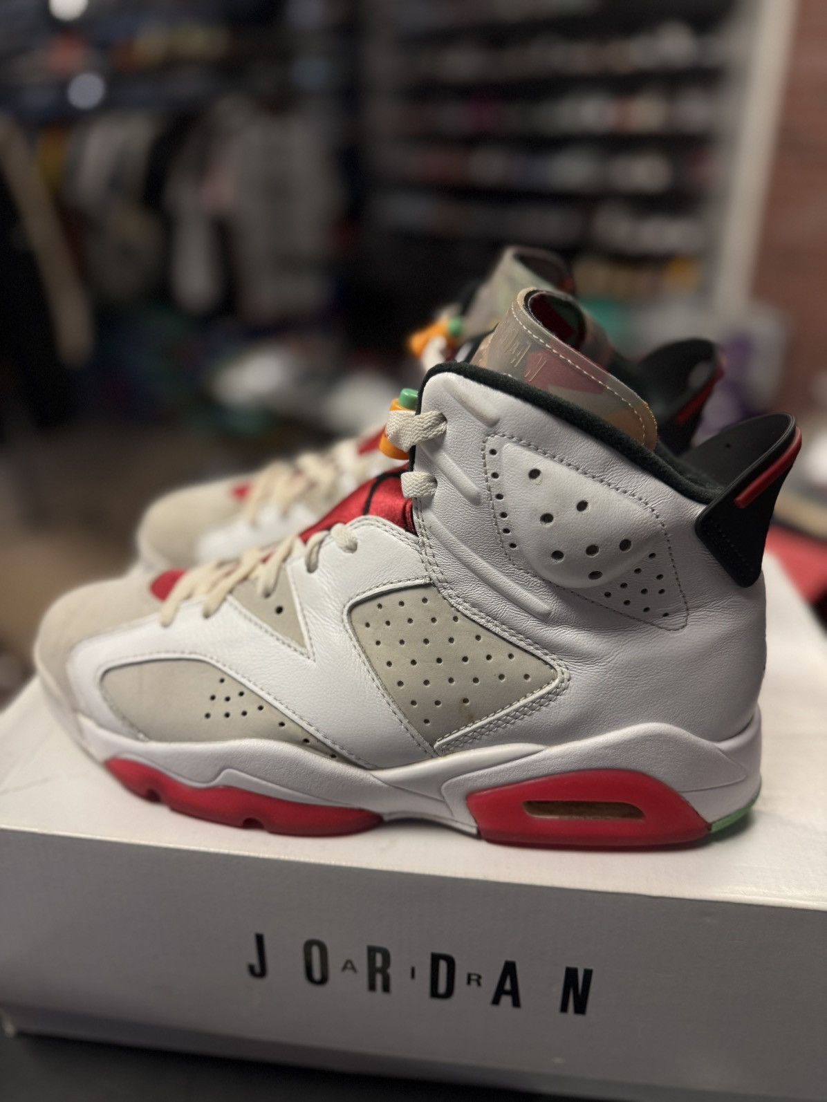 Jordan Brand × Nike Jordan 6 Hare Size 9 Pre Owned W Box Beaters Size US 9 / EU 42 - 2 Thumbnail