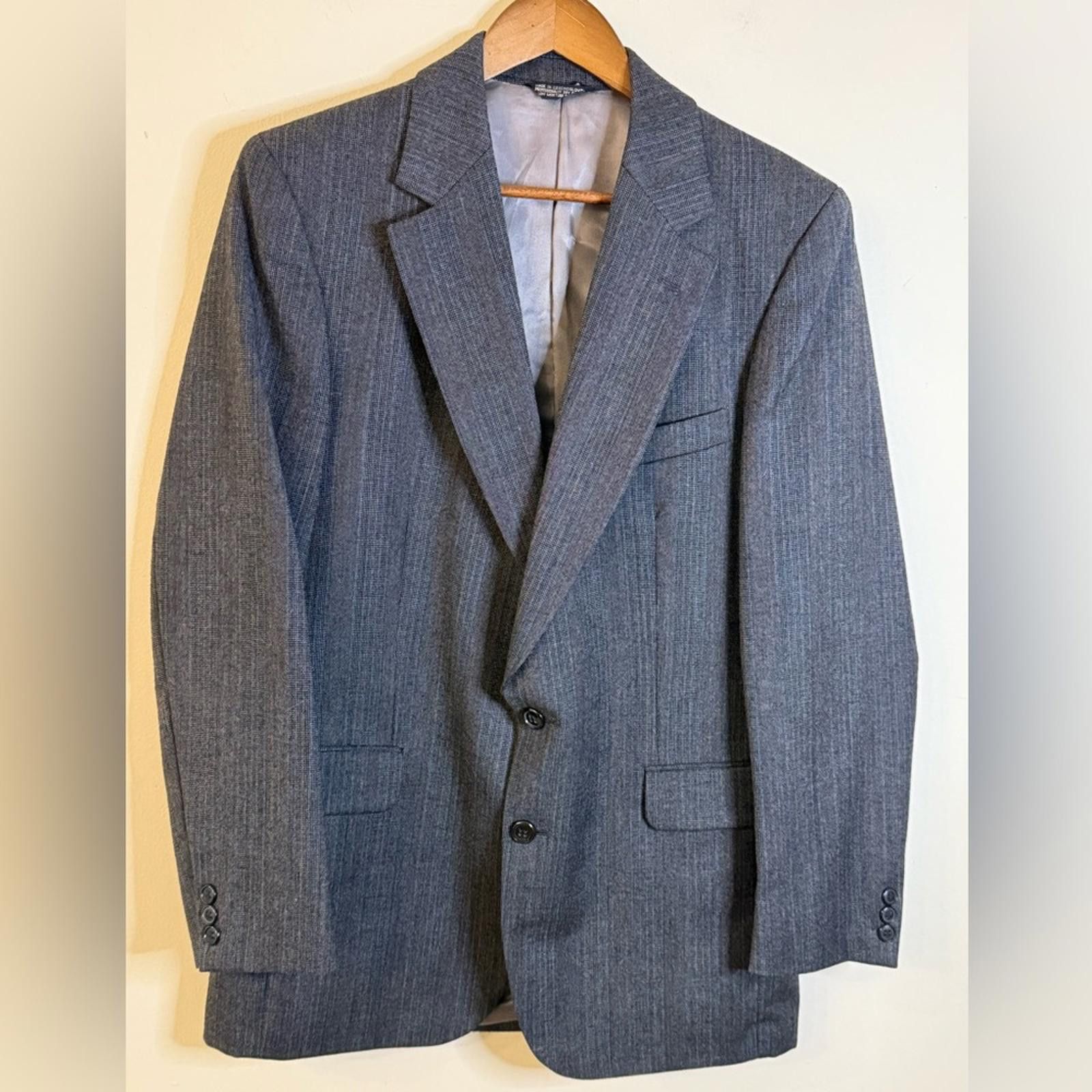 Other Pure Wool men’s black, gray & white classic knit suit blazer Size 40R - 3 Thumbnail