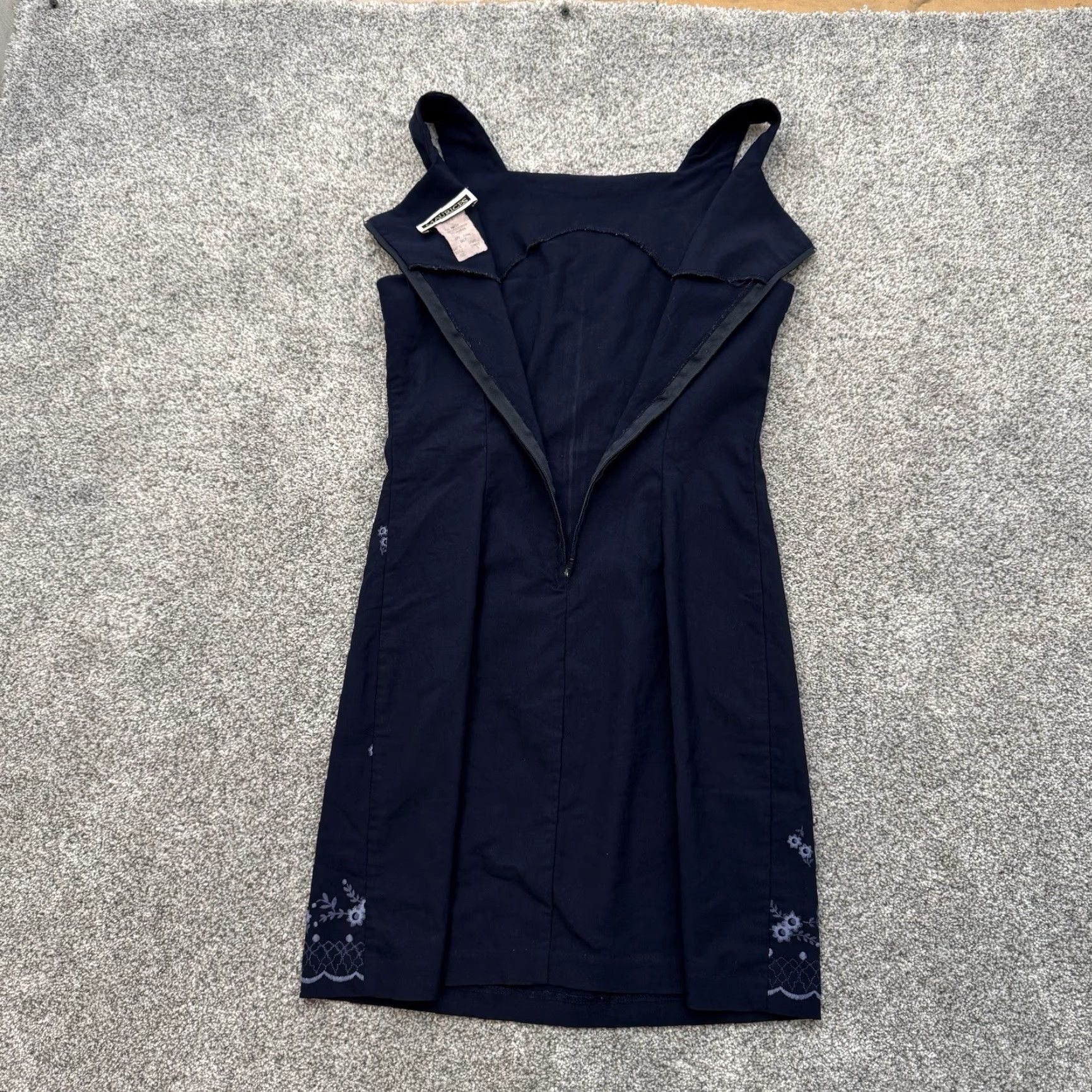 Vintage VINTAGE Maurices Dress sheath 90s Garden Party Floral Sleeveless Womens Navy Blue Size 5 Knee Length Size S / US 4 / IT 40 - 3 Thumbnail